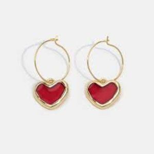 Red Heart Pendant Earrings / NWOT